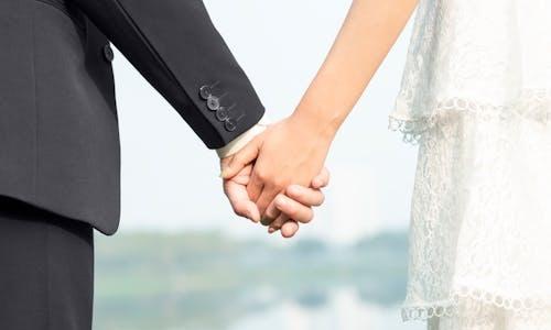 Assembleia Nacional da França aprova lei que elimina obrigação sexual no casamento