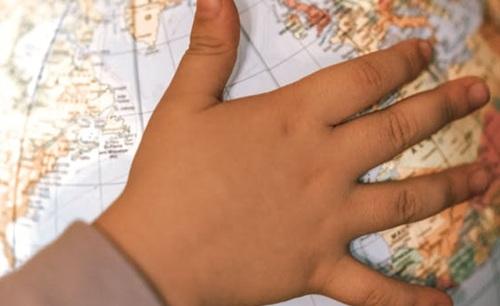 Guarda compartilhada: artigo da Revista IBDFAM compara experiências brasileira e internacional